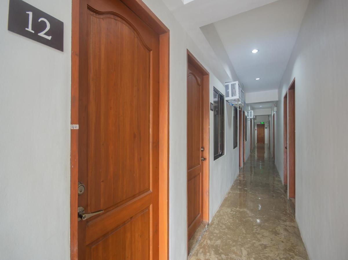 Gplace Hotel Cebu Exterior foto